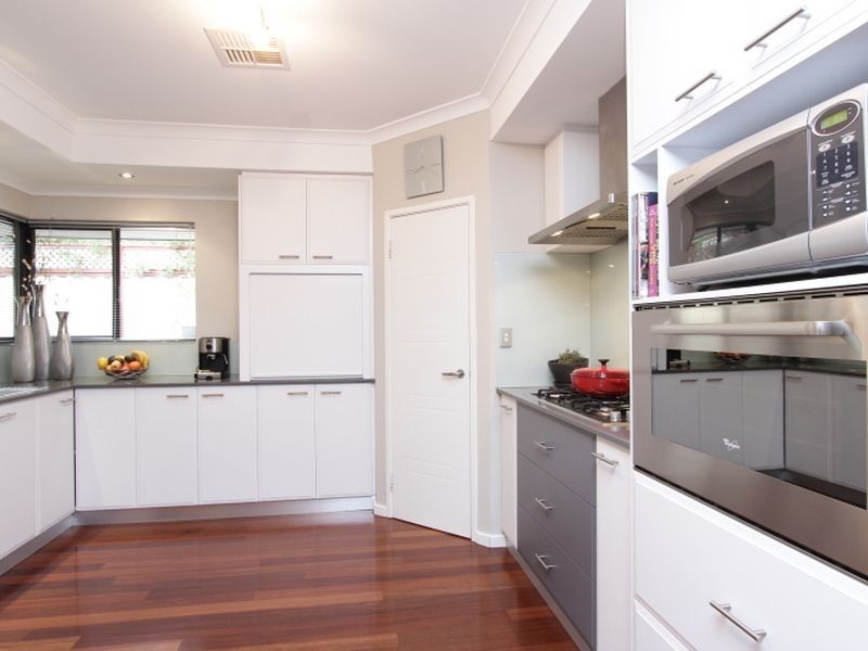 17 Skiff Way, Canning Vale WA 6155