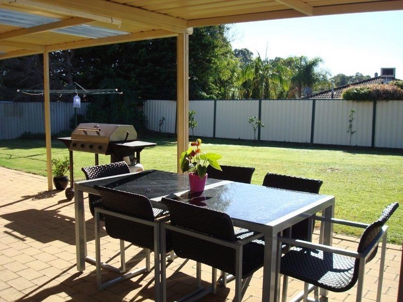 12 Chamberlain Street, Gosnells WA 6110