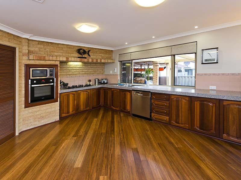 16 Carnac Court, Gosnells WA 6110