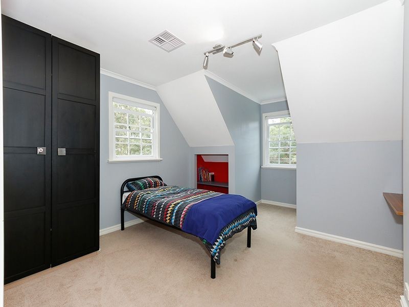 4 Carradine Road, Mount Nasura WA 6112