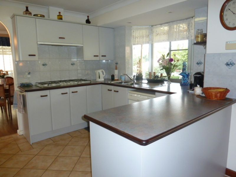 21 Binburra Way, Mount Nasura WA 6112