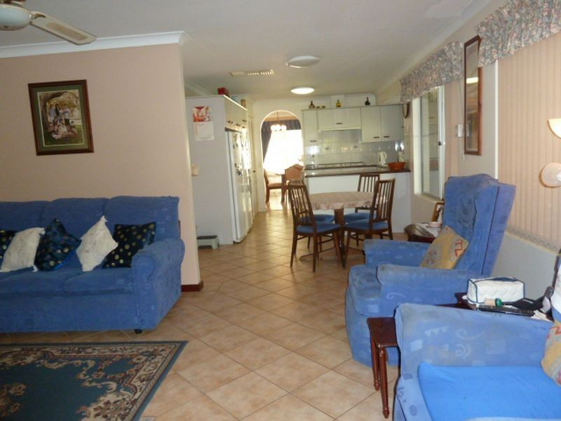 21 Binburra Way, Mount Nasura WA 6112