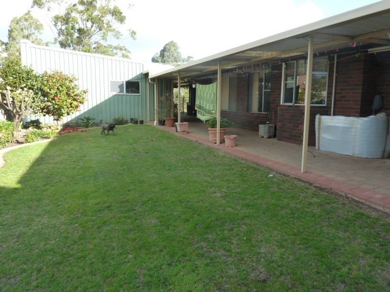 21 Binburra Way, Mount Nasura WA 6112