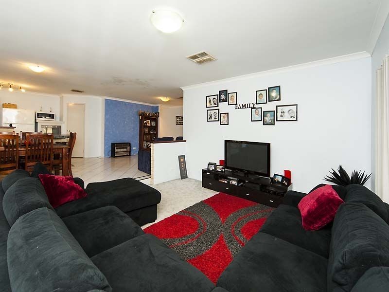 78 Gay Street, Huntingdale WA 6110