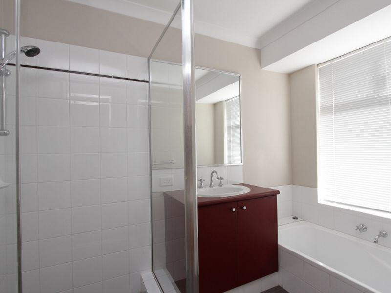 21 Dorchester Turn, Canning Vale WA 6155