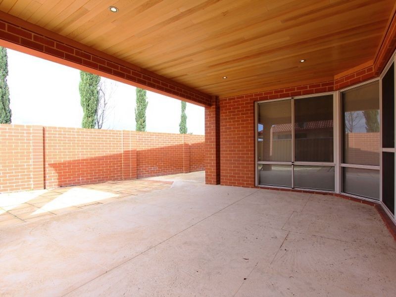 21 Dorchester Turn, Canning Vale WA 6155
