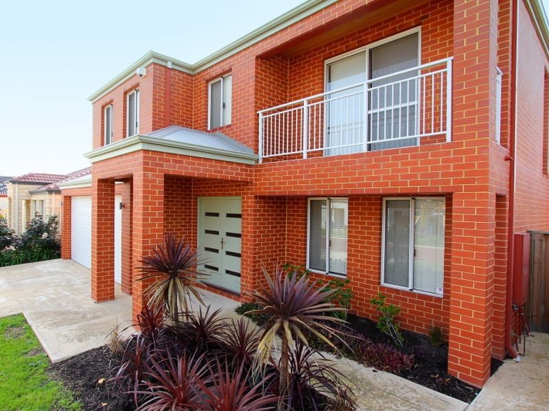 21 Dorchester Turn, Canning Vale WA 6155
