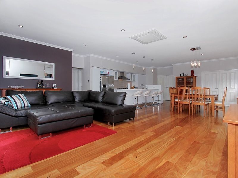 84 Broadway Boulevard, Piara Waters WA 6112