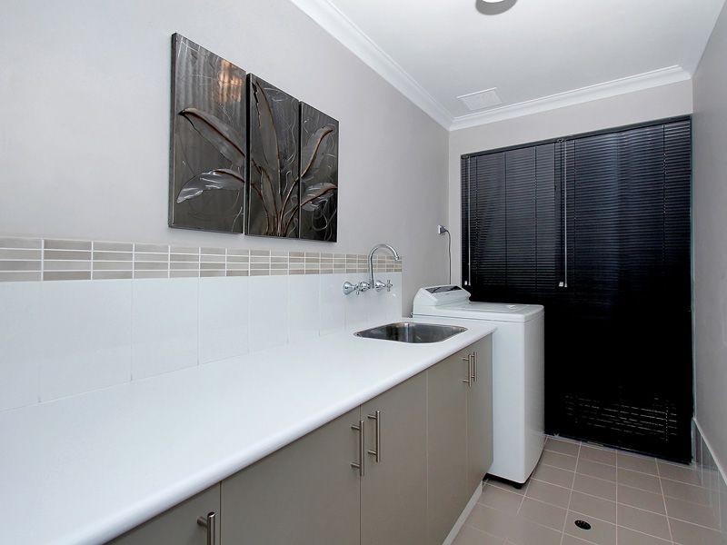 84 Broadway Boulevard, Piara Waters WA 6112