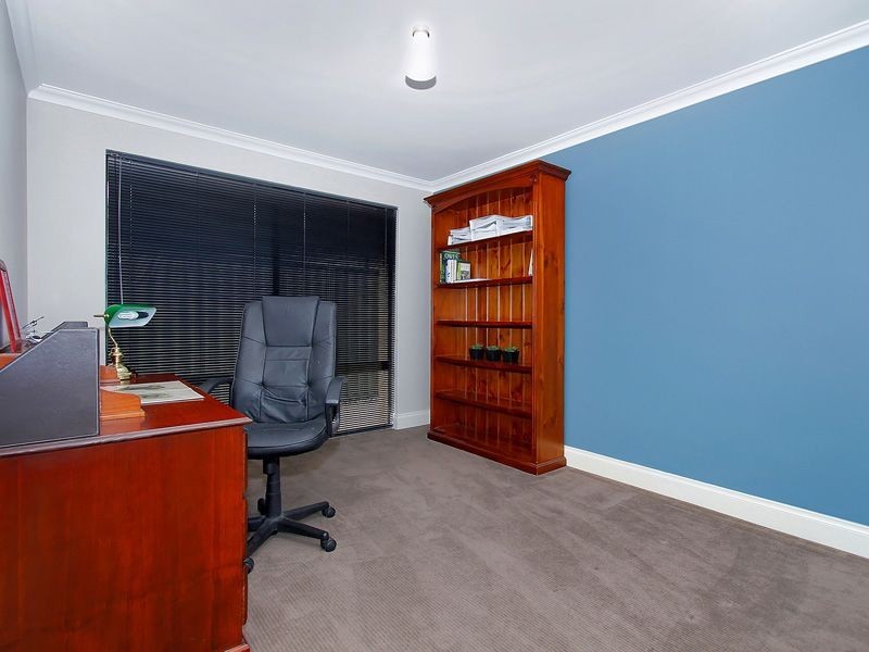 84 Broadway Boulevard, Piara Waters WA 6112