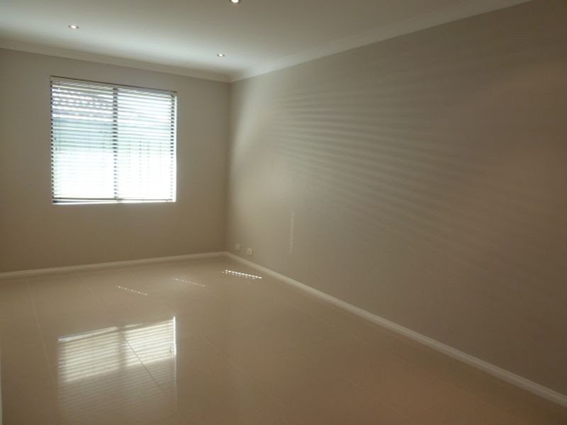 26 Calytrix Crescent, Success WA 6164