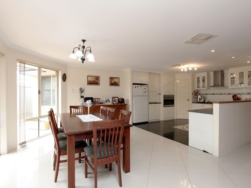 120 Wright Road, Harrisdale WA 6112