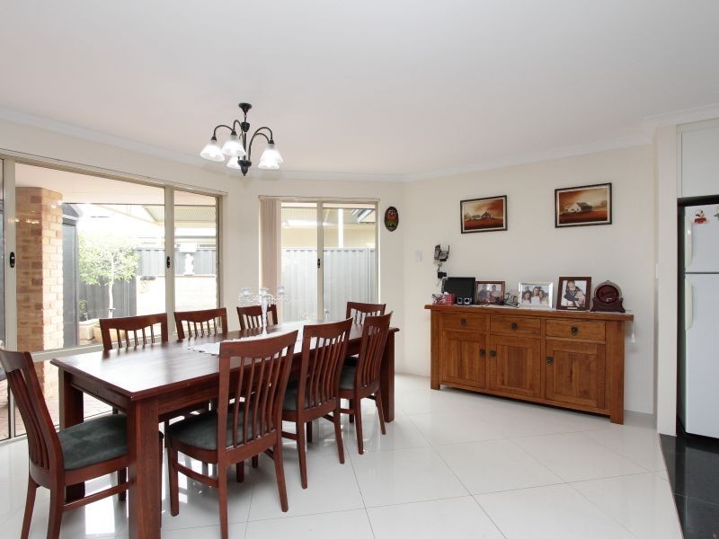 120 Wright Road, Harrisdale WA 6112