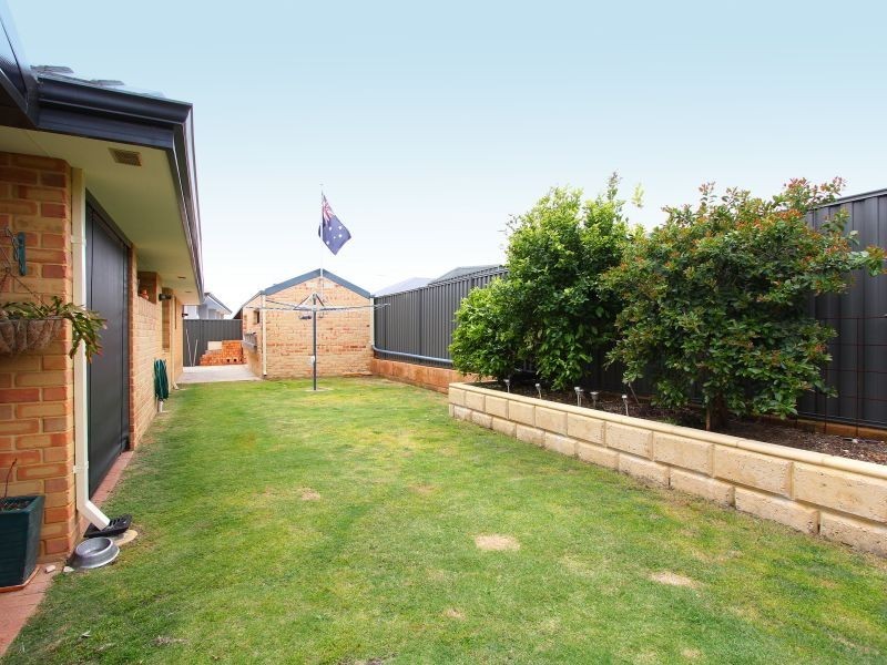 120 Wright Road, Harrisdale WA 6112