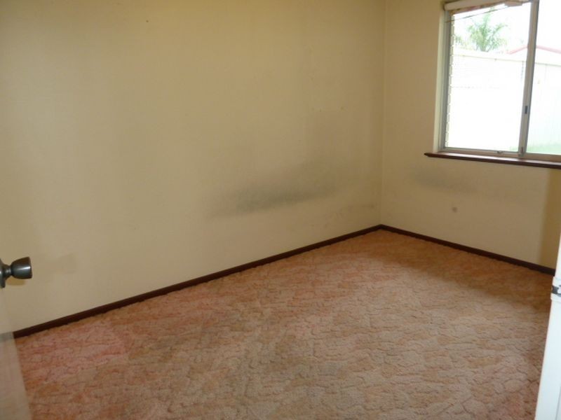 10 Menzies Place, Thornlie WA 6108