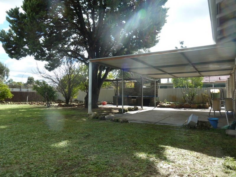 10 Menzies Place, Thornlie WA 6108