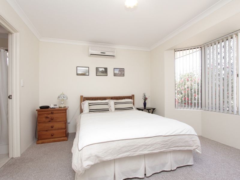 4 Reichel Place, Huntingdale WA 6110