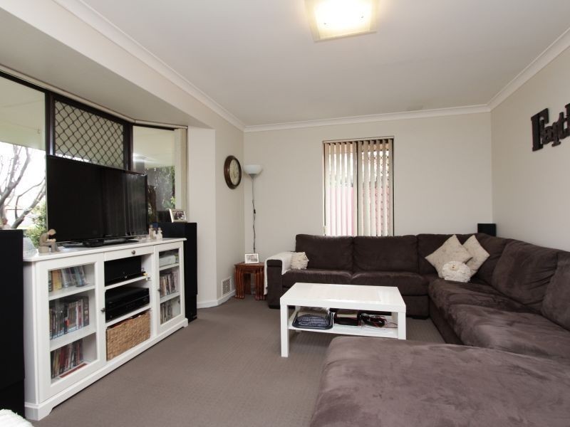 13 Pender Court, Thornlie WA 6108