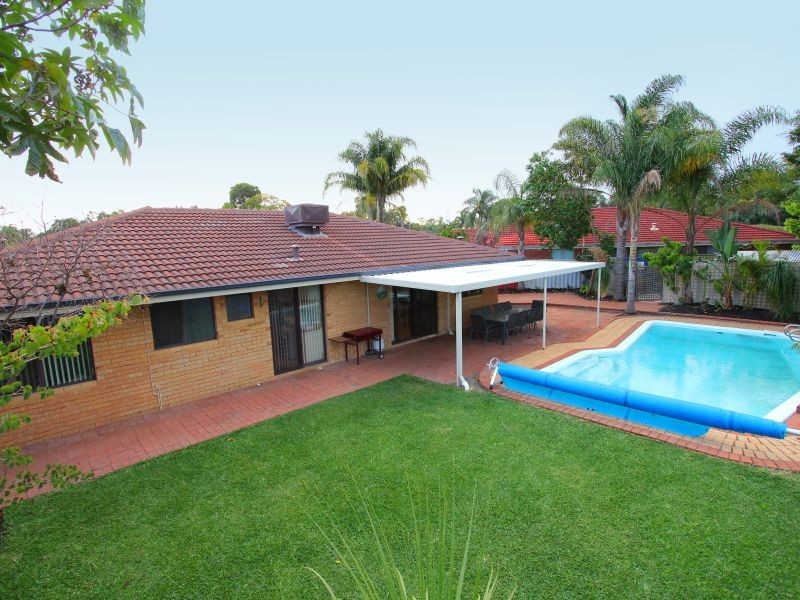 13 Pender Court, Thornlie WA 6108