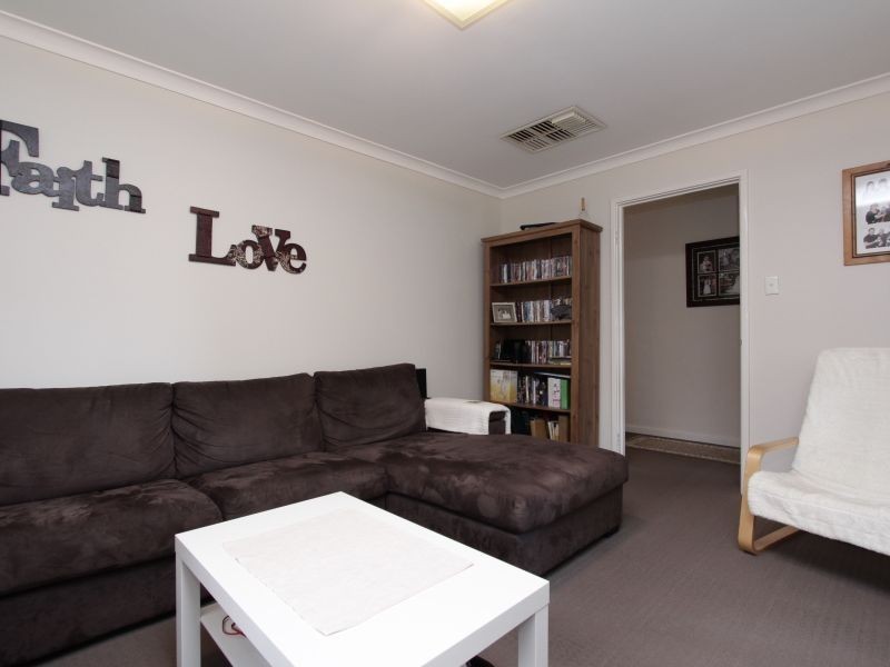 13 Pender Court, Thornlie WA 6108