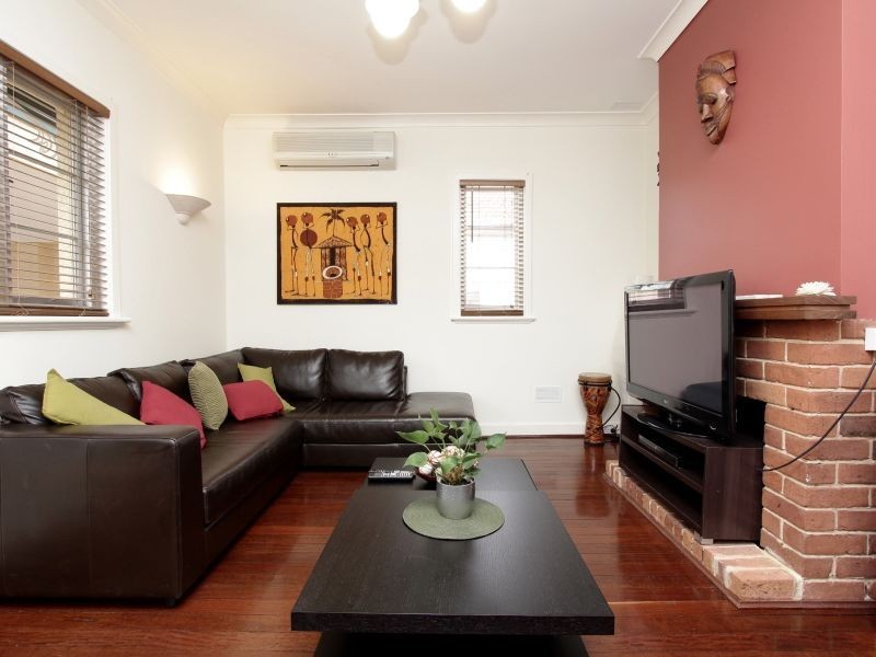 24 Palmerston Street, St James WA 6102