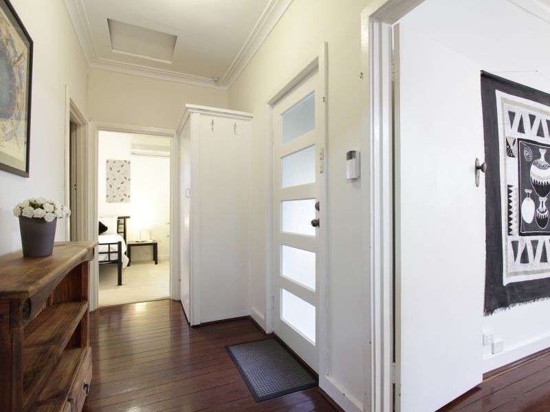 24 Palmerston Street, St James WA 6102