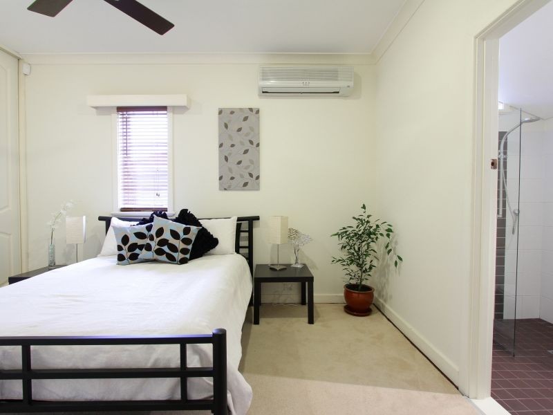 24 Palmerston Street, St James WA 6102
