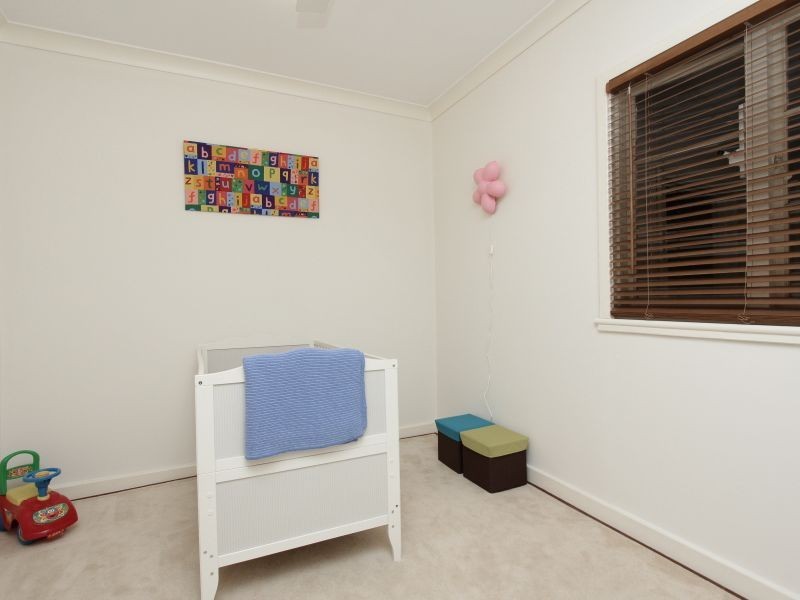 24 Palmerston Street, St James WA 6102
