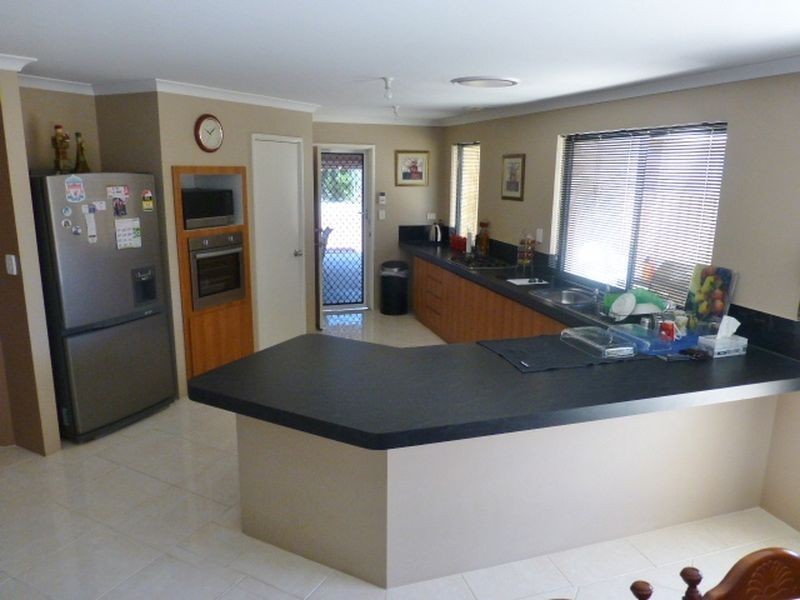 20 Dupont Way, Canning Vale WA 6155