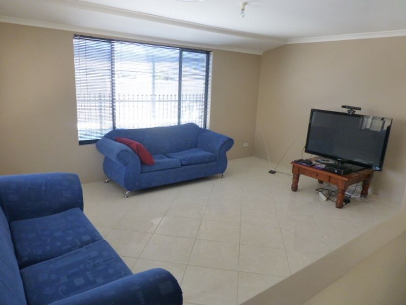 20 Dupont Way, Canning Vale WA 6155