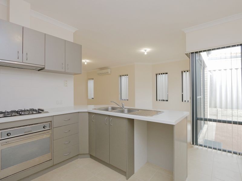 Unit 4 6 Braewood Court, Nollamara WA 6061