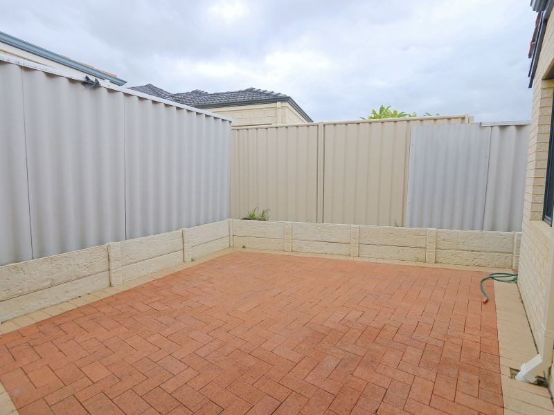Unit 4 6 Braewood Court, Nollamara WA 6061