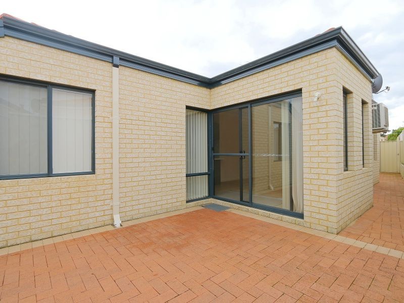 Unit 4 6 Braewood Court, Nollamara WA 6061