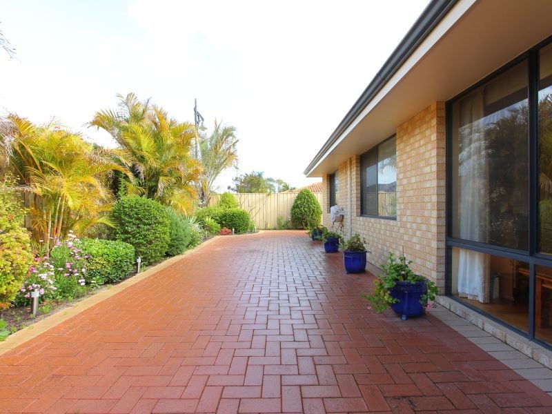 25 Burnside Terrace, Canning Vale WA 6155