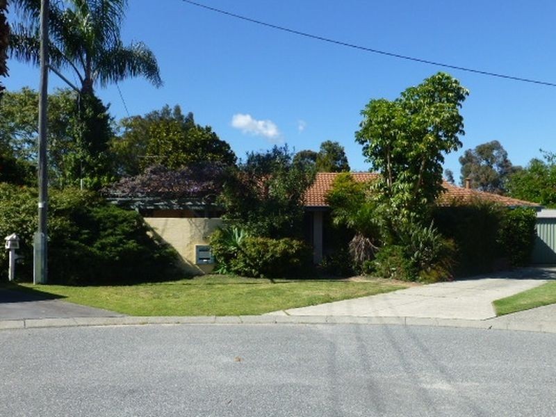 15 Levine Court, Thornlie WA 6108