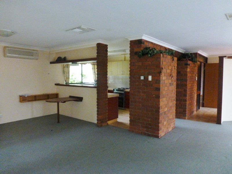 15 Levine Court, Thornlie WA 6108