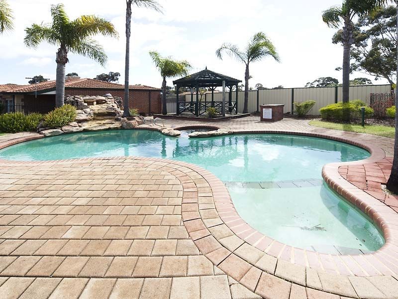 7/2 Glennis Court, Gosnells WA 6110