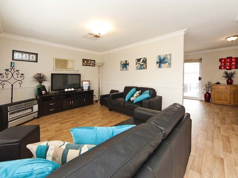 7/2 Glennis Court, Gosnells WA 6110