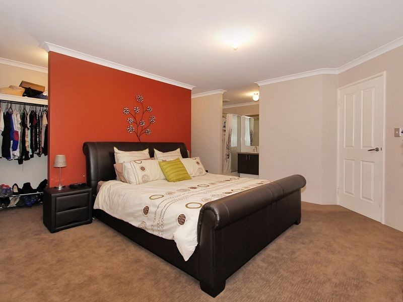 10 Abbotsdale Way, Southern River WA 6110