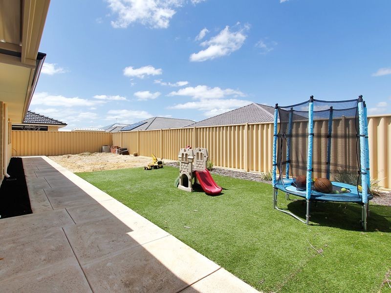 10 Abbotsdale Way, Southern River WA 6110