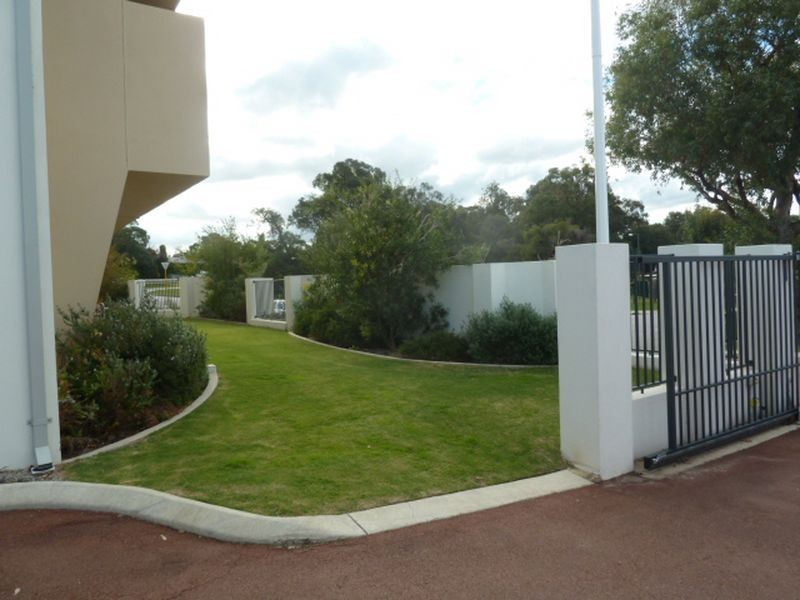 36/17 Southdown Place, Thornlie WA 6108