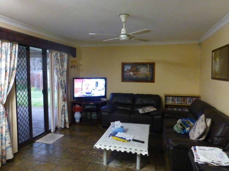 14 Woonan Place, Karawara WA 6152