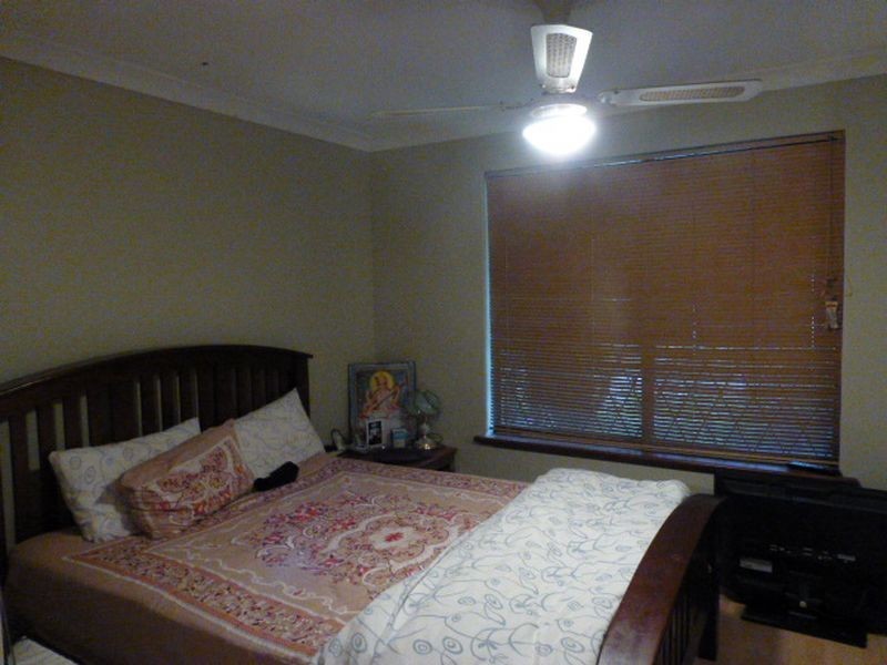 14 Woonan Place, Karawara WA 6152