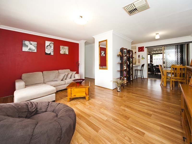 19/208 Burslem Drive, Maddington WA 6109