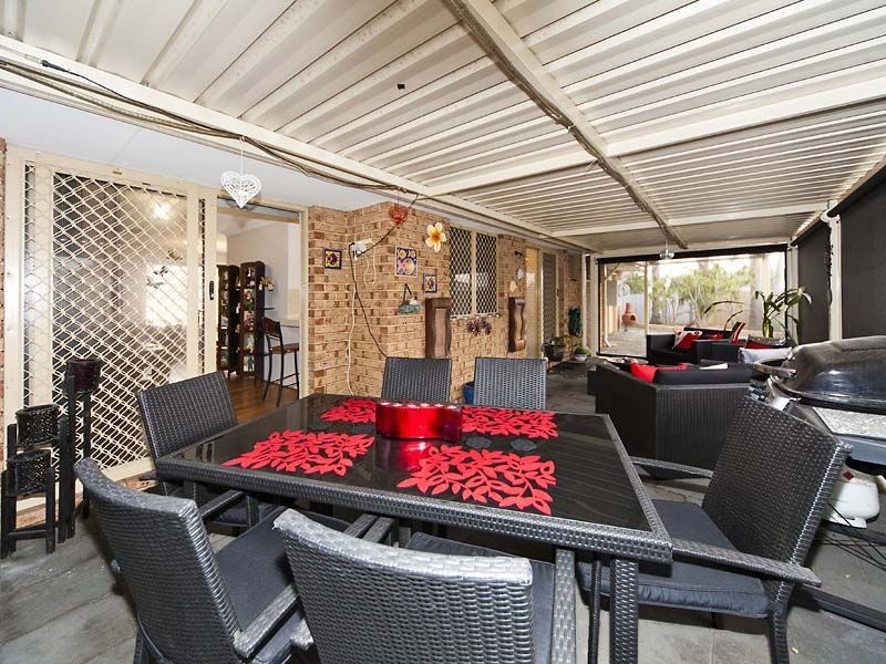 19/208 Burslem Drive, Maddington WA 6109