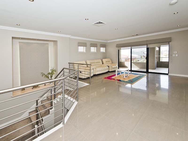 53 Piesley Promenade, Canning Vale WA 6155