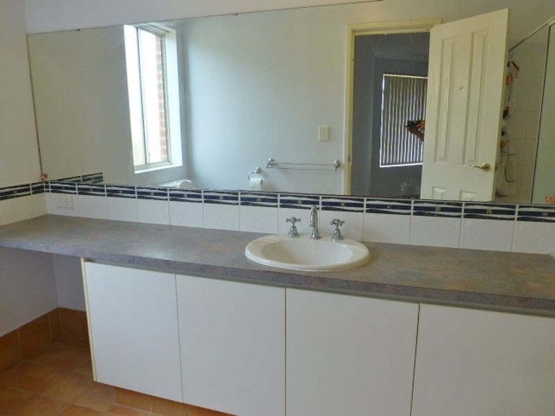 6 Mosman Loop, Success WA 6164