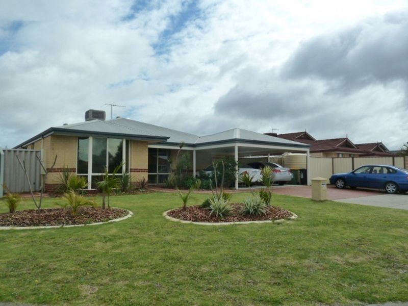 15 Autumn Crescent, Thornlie WA 6108