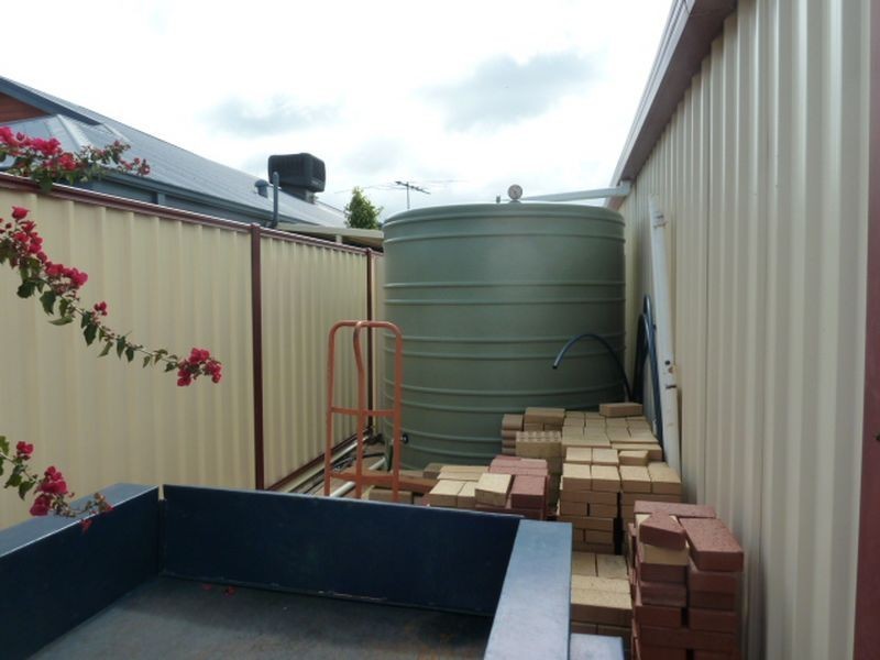 15 Autumn Crescent, Thornlie WA 6108