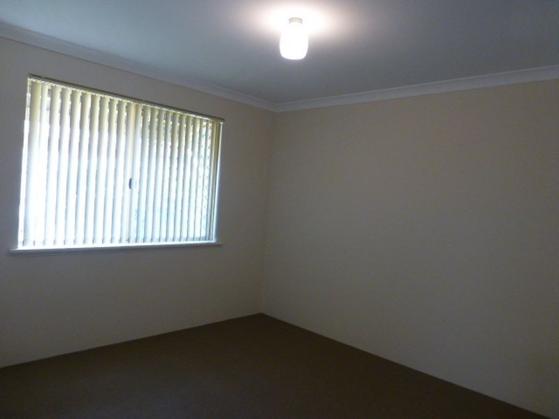 15/4 Page Road, Kelmscott WA 6111